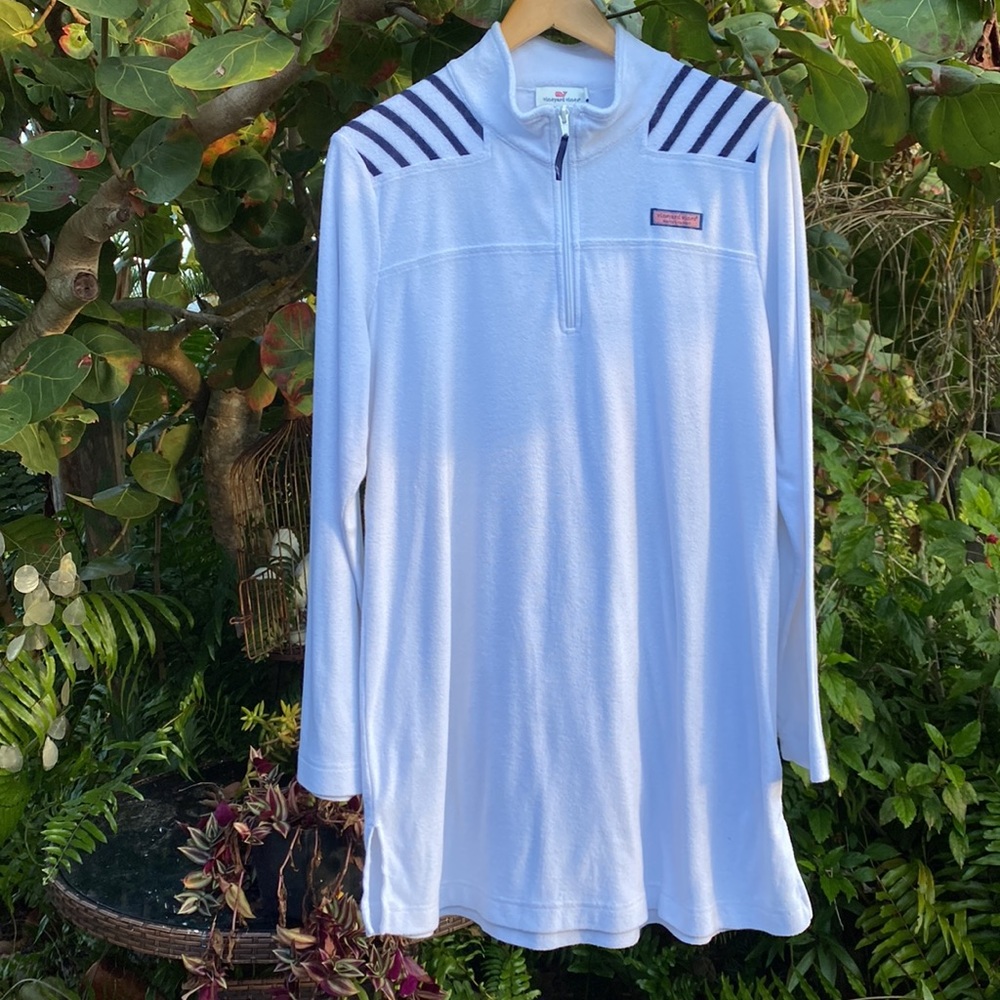 Vineyard Vines Light Blue Long Sleeve Tunic with Navy Stripe Detail
